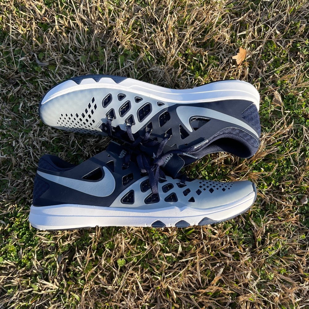 Dallas Cowboys Nike Train Speed 4 NFL Shoes (Size:13)